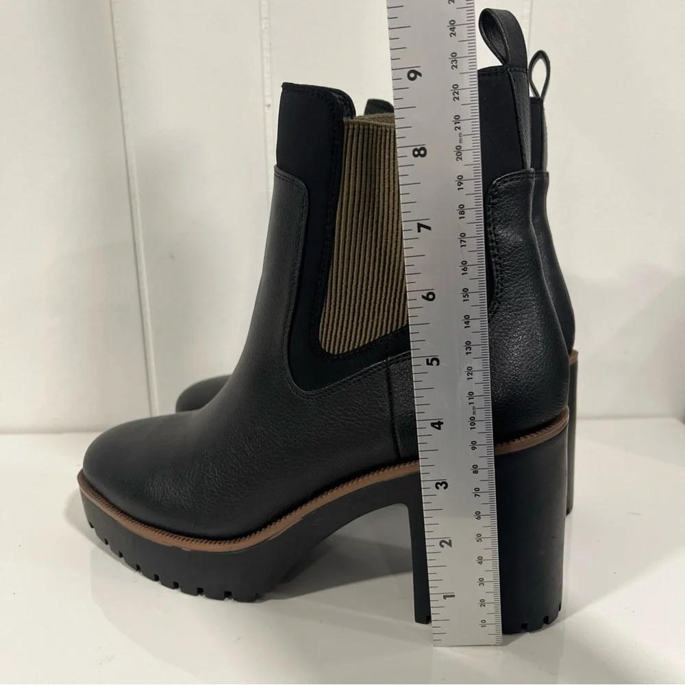 Chinese‎ Laundry Good Day Platform Boots Women's Size 8.5
